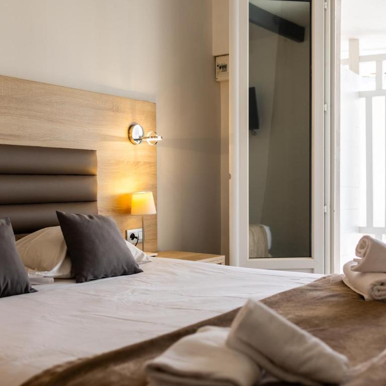 Logis Hotel Perla Riviera & Restaurant - Chambre Double - Rez-De-Chaussée - 12