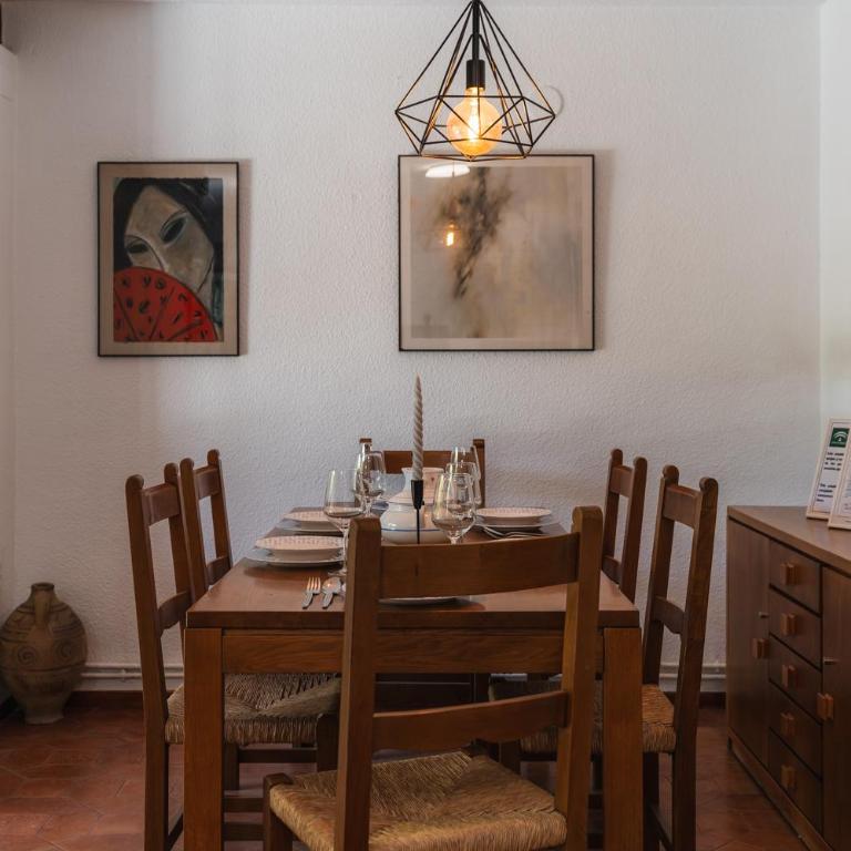 Cármenes de la Muralla - Free parking - Three-Bedroom House - 11
