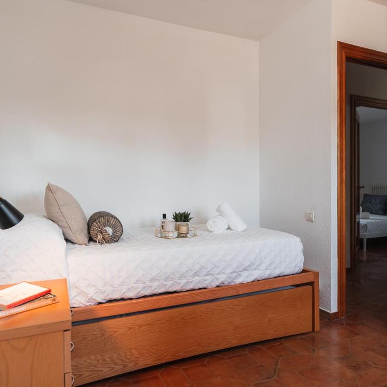 Cármenes de la Muralla - Free parking - Three-Bedroom House - 14