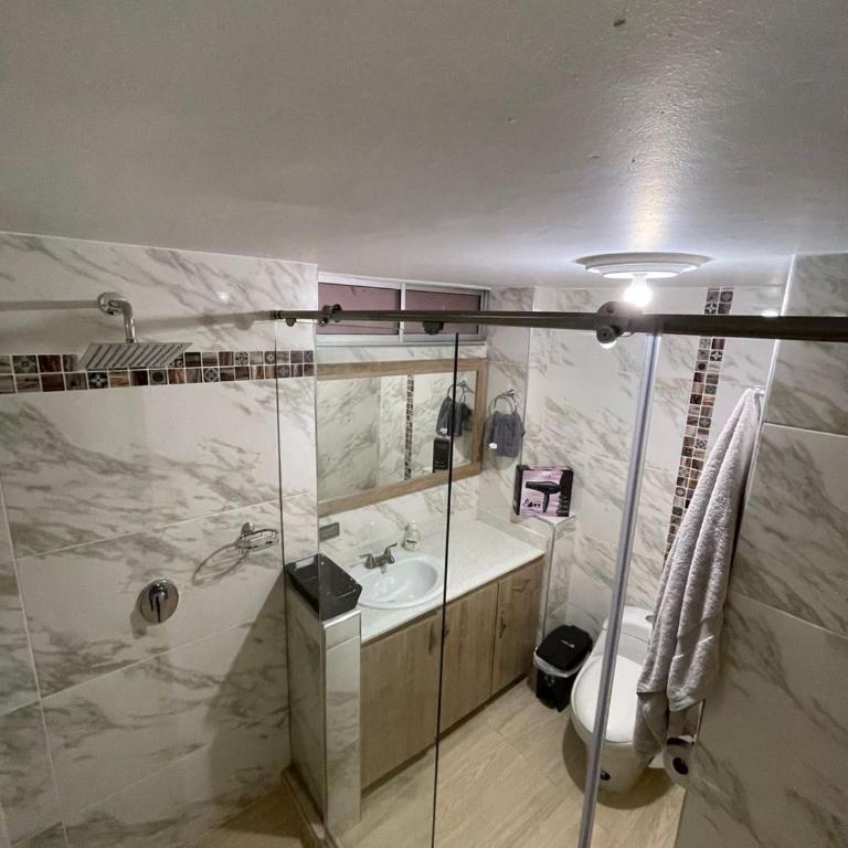 Cozy apartment in a nice neighborhood - Apartamento con balcón - 27