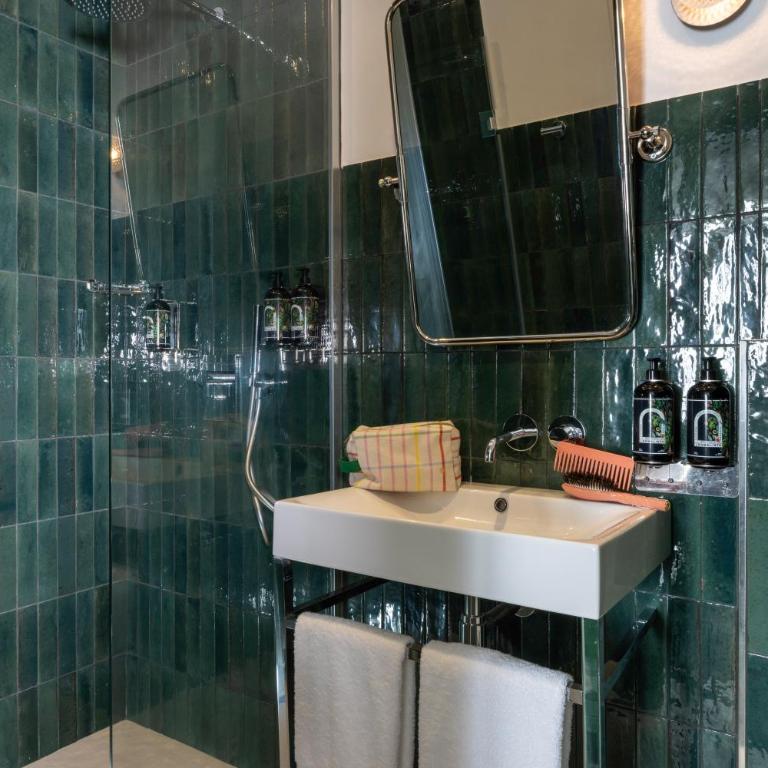 Hôtel Ginette à la Folie & Spa - Chambre Double Supérieure avec Accès au Spa - 5