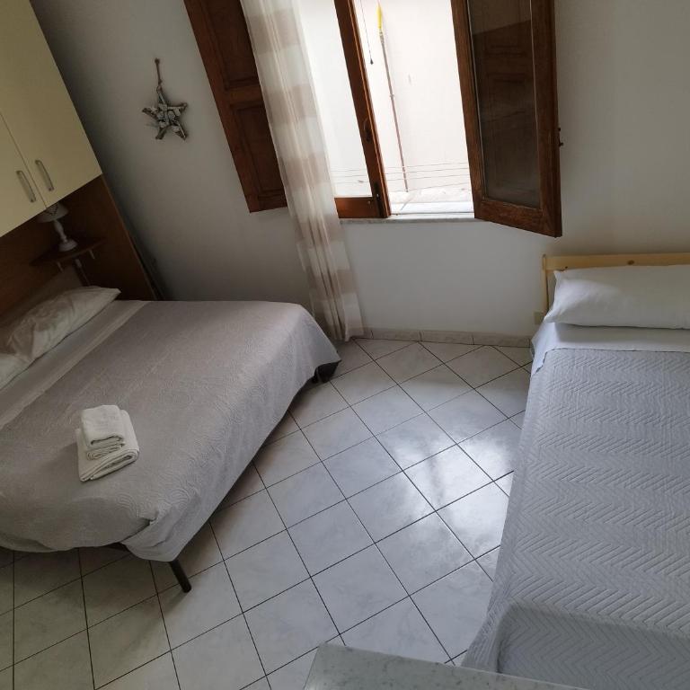 Cortile Maggiore Home - Casa con 2 Camere da Letto - 10