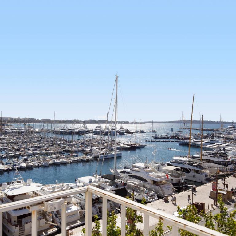 Panoramique Mer 3 p 4 pers Palais Festival plage port - Appartement 2 Chambres - 8