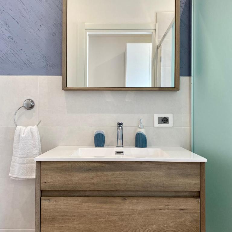 Zulie Rooms - Camera Deluxe (2 Adulti + 1 Bambino) - 5