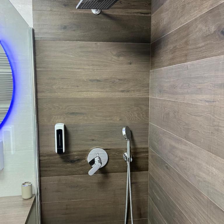 Apartman OMAR stan na dan besplatan parking Sarajevo - One-Bedroom Apartment - 13