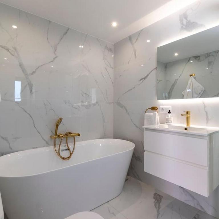 Modern 3 Bedroom Villa with Hot Tub in Costa Adeje - Villa de 3 dormitorios - 12