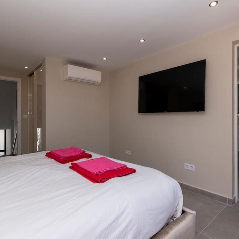 Modern 3 Bedroom Villa with Hot Tub in Costa Adeje - Villa de 3 dormitorios - 10