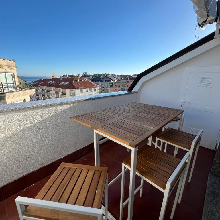 Ático Rocafort Sanxenxo con vistas al mar - Apartamento de 2 dormitorios - 1