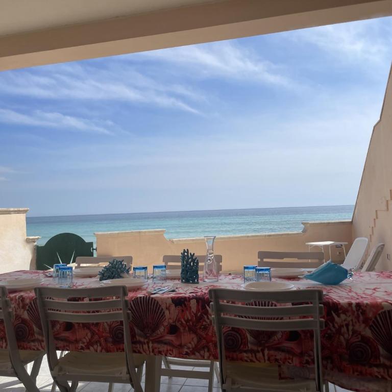 Villa Ciccarese dentro la spiaggia - Villa with Sea View - 7
