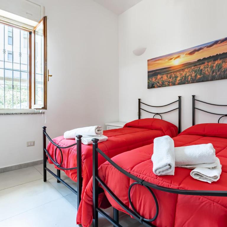 GuestHost - Comfy Apartment close to the Station with Courtyard - Appartamento con 1 Camera da Letto - 1