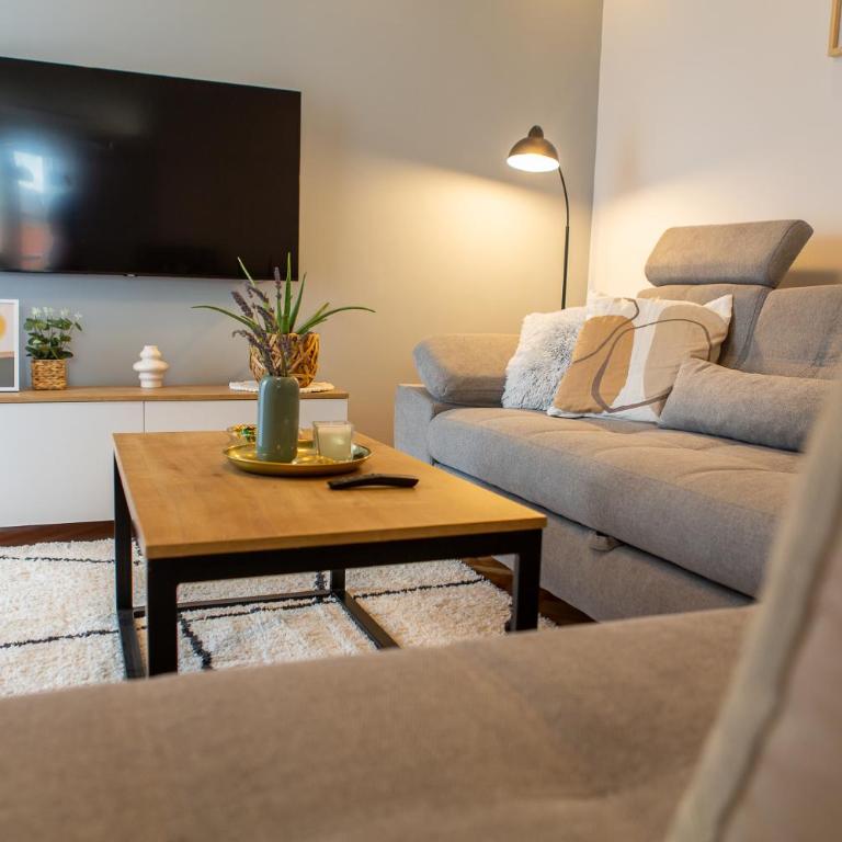 Mostar Bliss Apartment - Two-Bedroom Apartment - 2