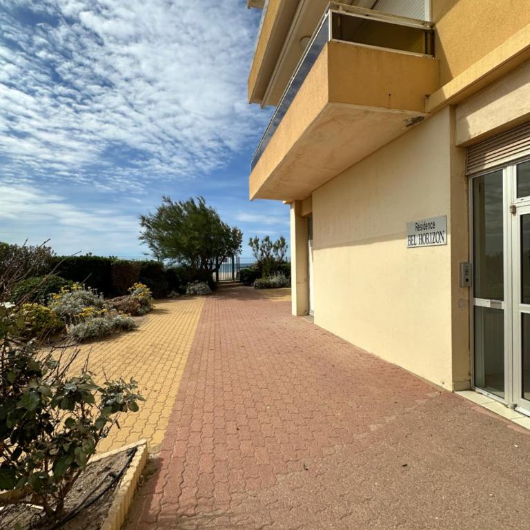 La Tour Alba - One-Bedroom Apartment - 19