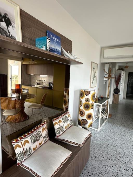 Appartement Claire front de mer superbe vue Bassin - Two-Bedroom Apartment - 12