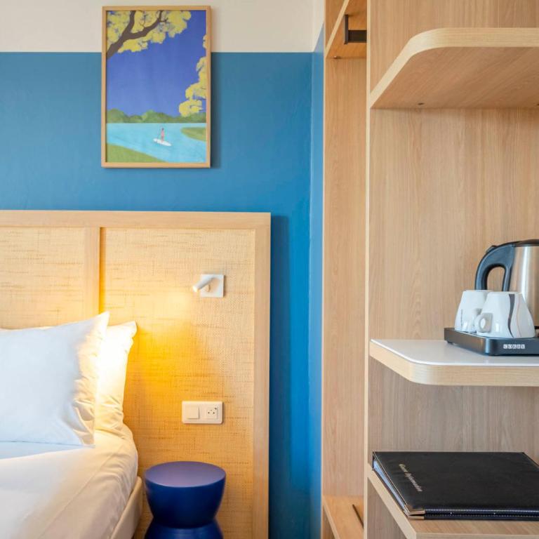 ibis Styles Biarritz Plage - Chambre Familiale avec Terrasse - Vue sur Mer - 6