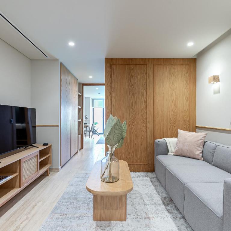 ULIV Antara - Executive Apartment with Balcony - 1