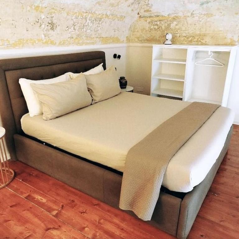 Living Suite Catania Garibaldi - One-Bedroom Apartment - 12