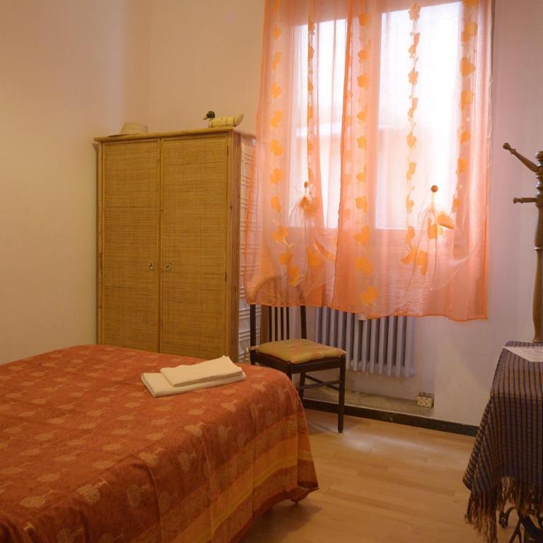 B&B Arabesque - Camera Singola con Bagno in Comune - 8
