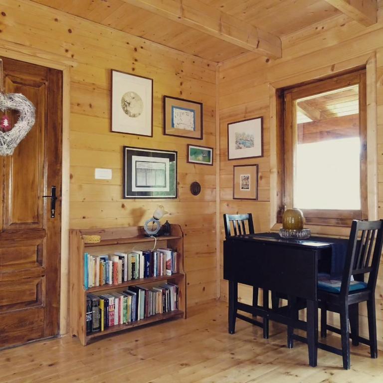 Estia - Two-Bedroom House - 25