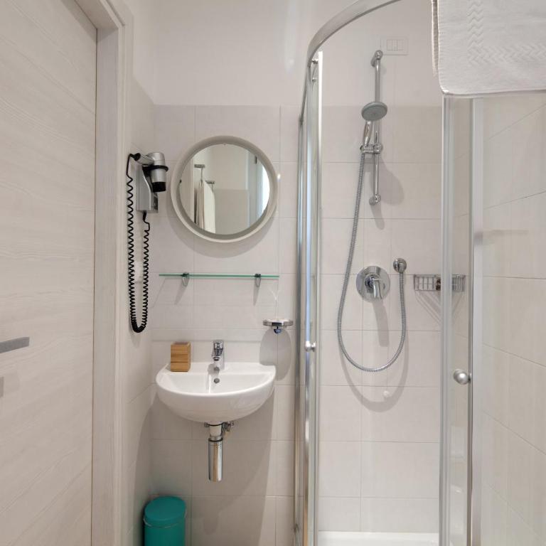 Cinque Terre Charme Rooms - Camera Deluxe - 6