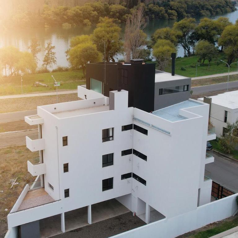 Departamento a estrenar - Apartamento de 1 dormitorio con balcón y vistas al agua - 11