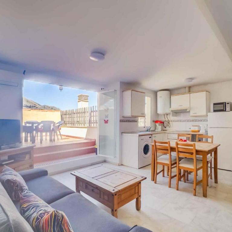 3 Bed Apartment Sleeps 5 - 2 Pools - Smart Tv - Apartamento - 15