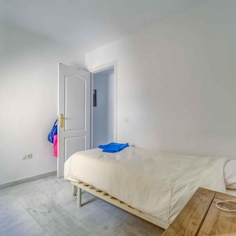 3 Bed Apartment Sleeps 5 - 2 Pools - Smart Tv - Apartamento - 11