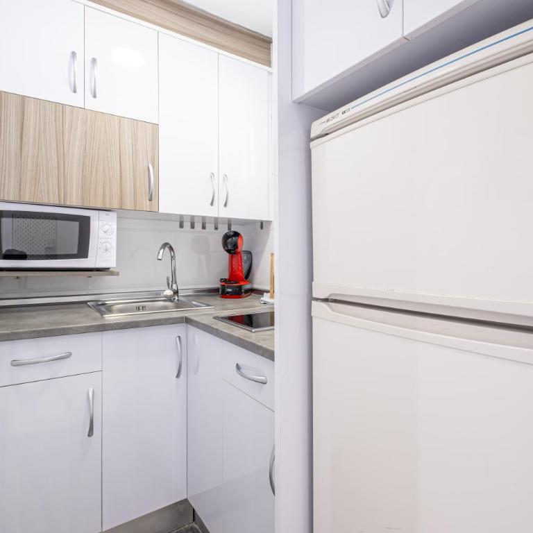 Albatros 12-8 Sea Views Levante Beach - Studio Apartment - 15