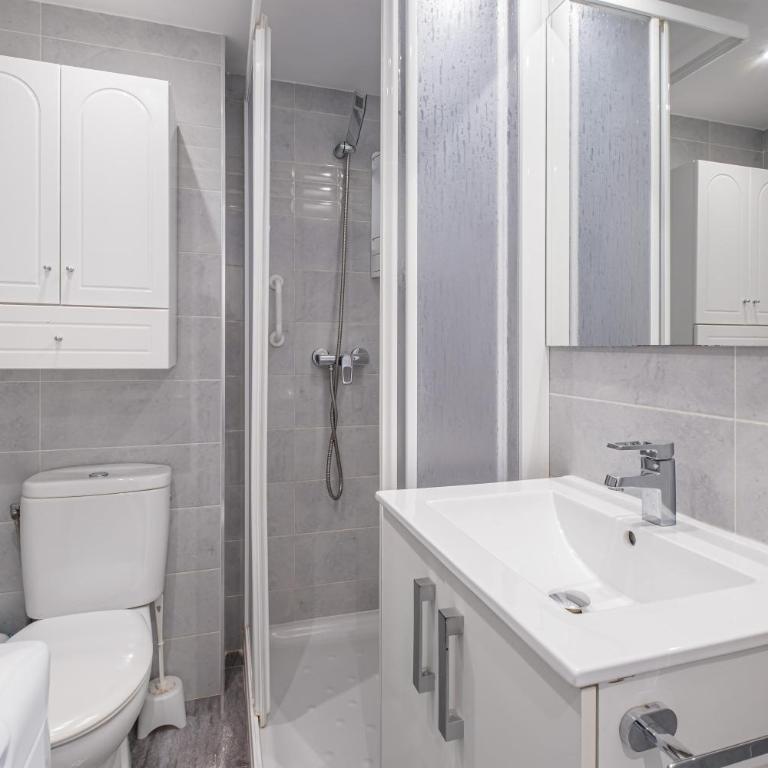 Albatros 12-8 Sea Views Levante Beach - Studio Apartment - 18