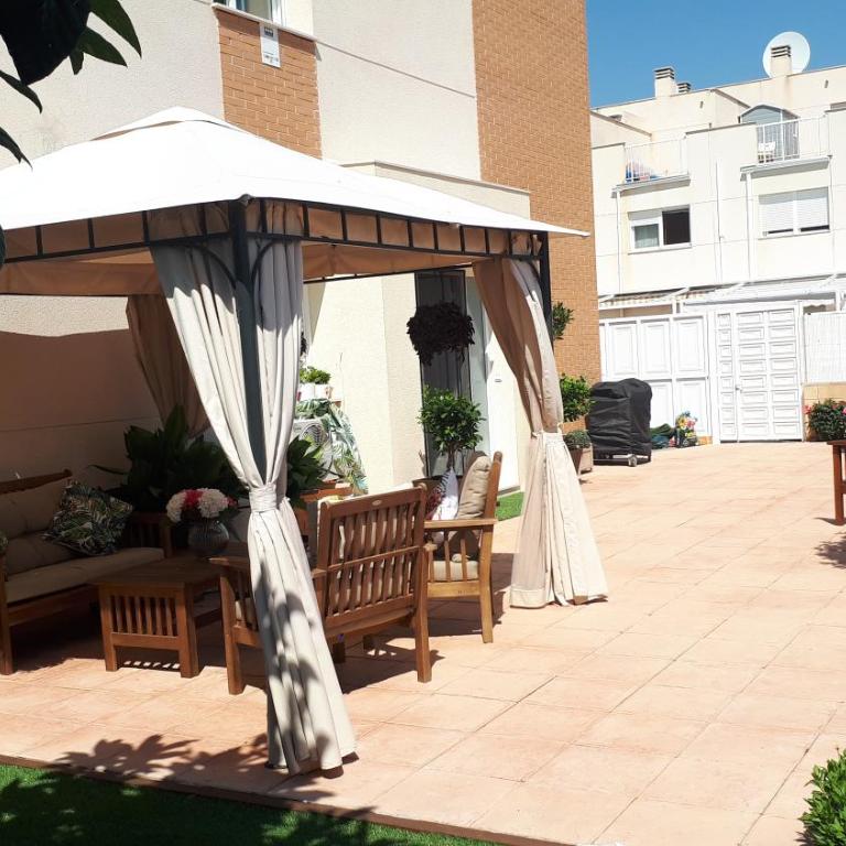 Casa adosada con vistas al mar y con piscina - Three-Bedroom House - 23