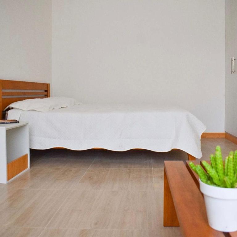 Suite Amoblada en Urb Privada - Apartamento de 1 dormitorio - 3
