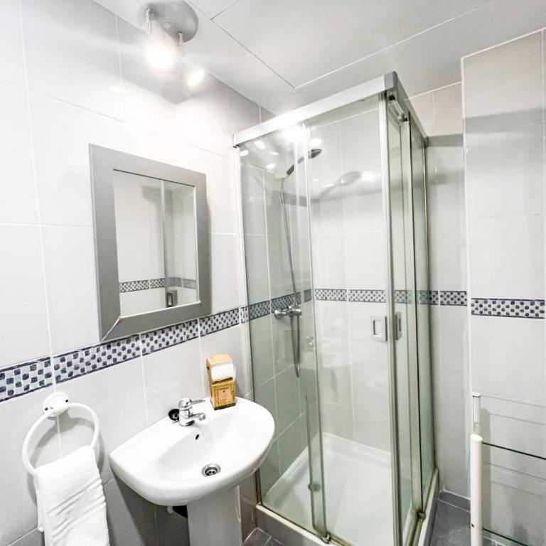 Family Holiday Apartment in Estepona - Apartamento de 3 dormitorios - 8