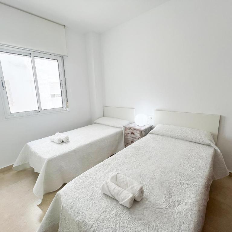 Family Holiday Apartment in Estepona - Apartamento de 3 dormitorios - 16