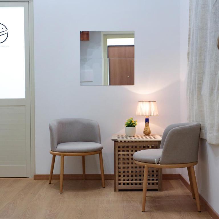 THEOS Holidays Apartments - One-Bedroom Apartment with Balcony - 19