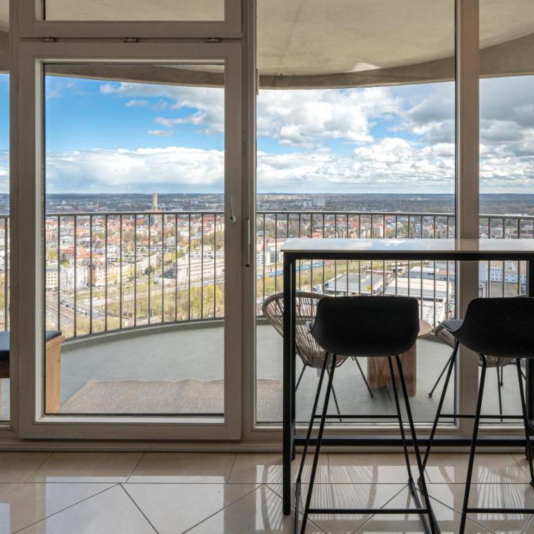 Apartment in der 30. Etage, Tolle Aussicht, Zentral - Apartamento de 1 dormitorio - 2