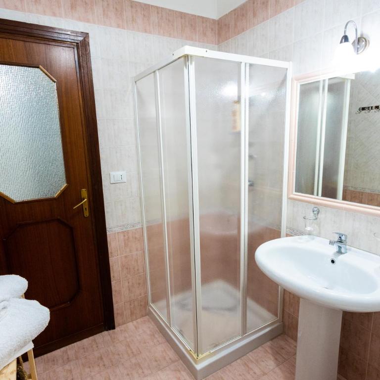 Pegaso 15 Home - Two-Bedroom House - 25