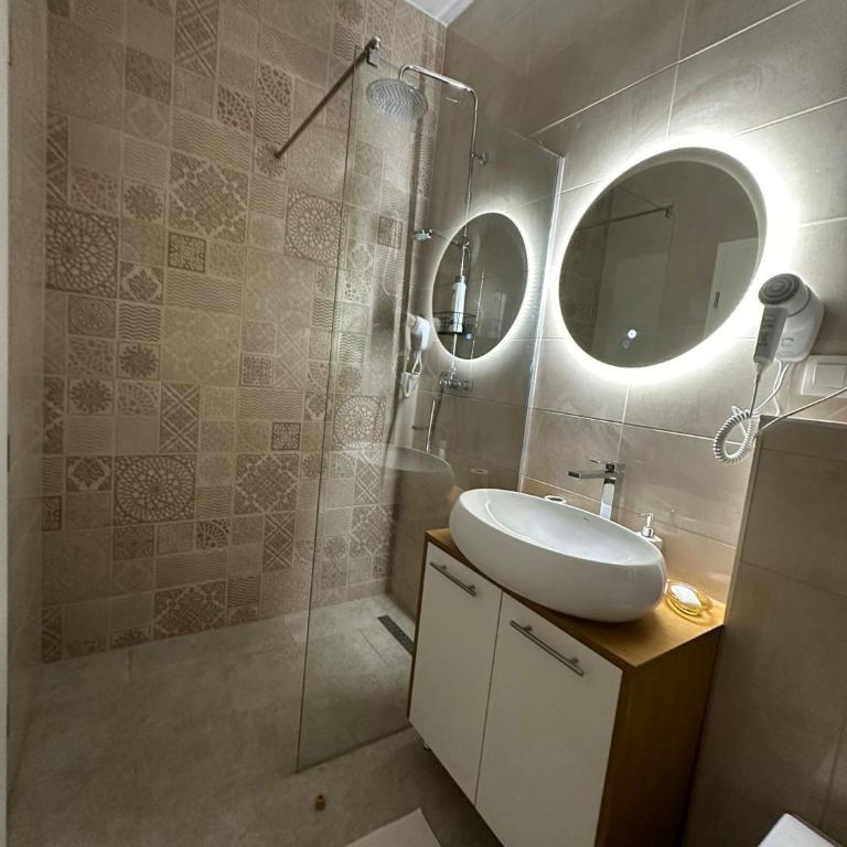 Narona 1910 apartments - Deluxe One-Bedroom Apartment - 9