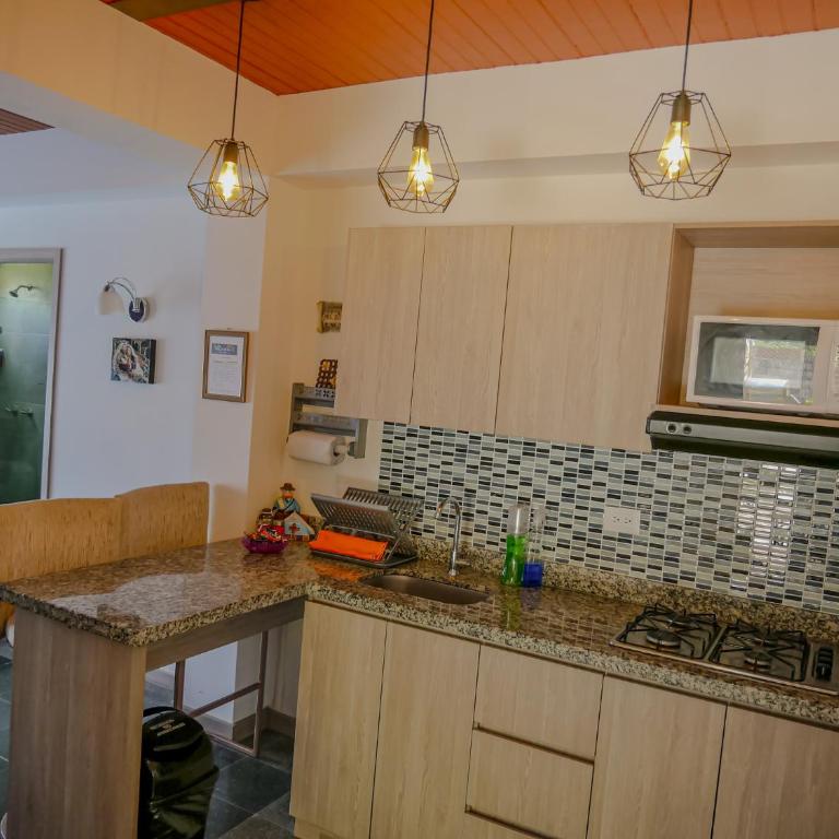 Descanso Bajo La Piedra Del Peñol - Apartamento - 5