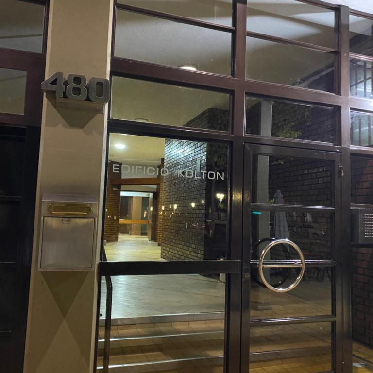 Amplio, moderno y céntrico. Departamento en Plaza Independencia - Apartamento de 2 dormitorios - 15