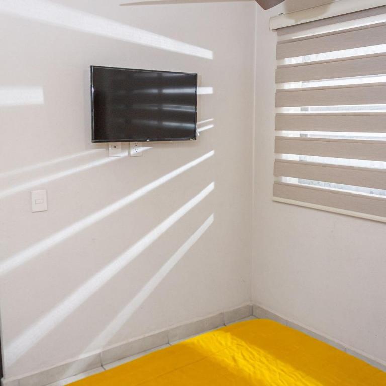 Departamento céntrico cerca de IMSS HC vil y CUCS - Apartamento - 13