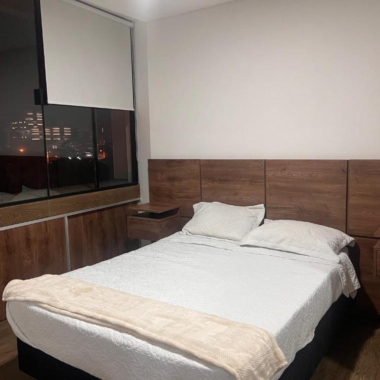Departamento de lujo, en Equipetrol - Apartamento Deluxe de 1 dormitorio - 14