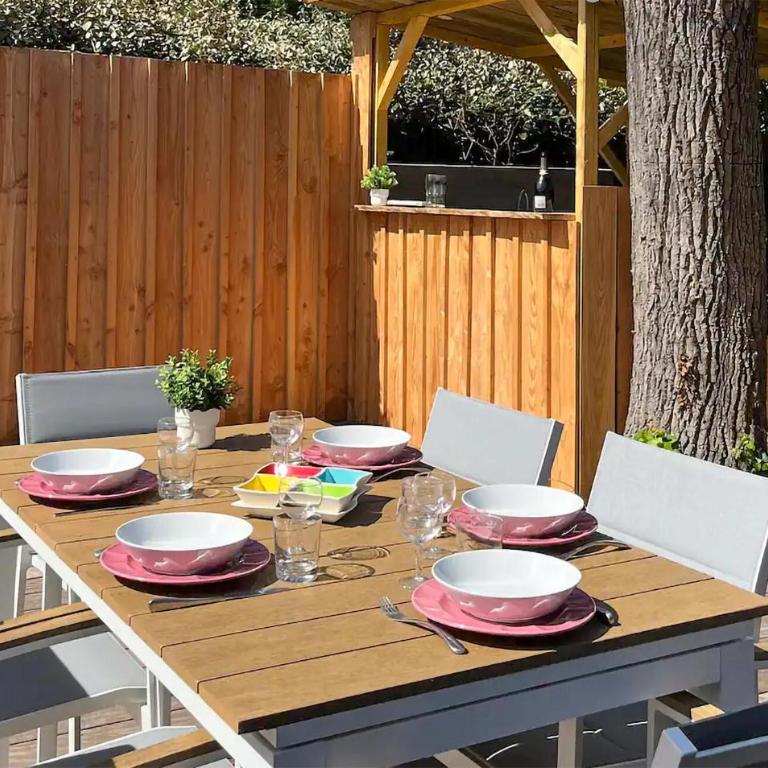 3 Bedroom Lovely Home In Andernos-Les-Bains - Maison de Vacances 3 Chambres - 10