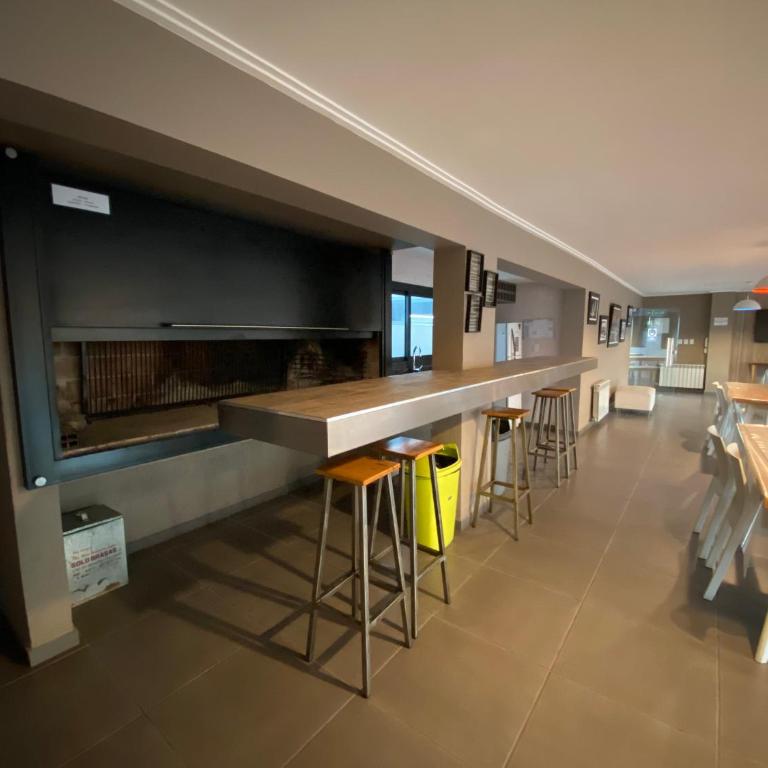 Edificio Stefano III - Departamento con cochera y amenities a pocas cuadras del centro - Apartamento de 1 dormitorio - 17