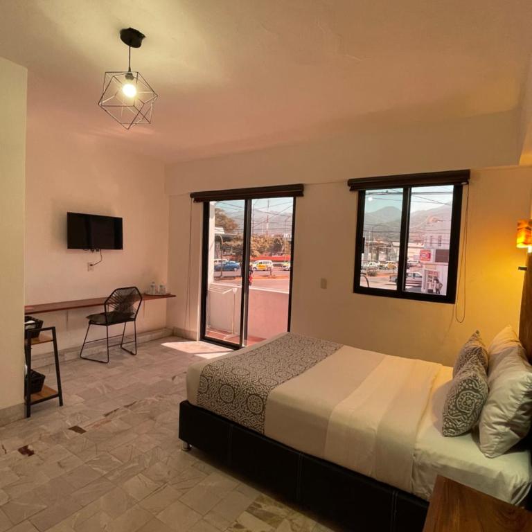 Hospedaje Ixaya - Habitación Doble Grande - 4