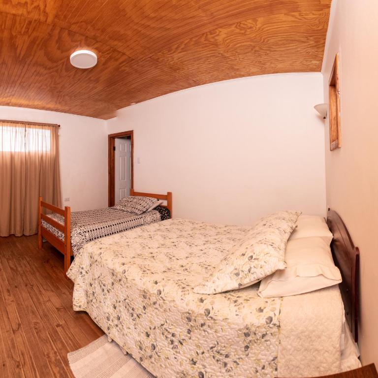 Hostal Sumaj - Habitación Triple con baño privado - 2