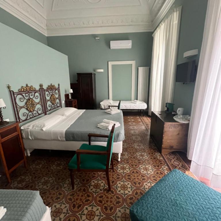 Palazzo Pastura B&B and Apartments - Deluxe Double or Twin Room - 4