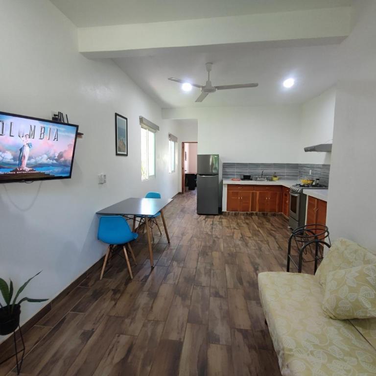 Adelfa Suites - Estudio Estándar - 1