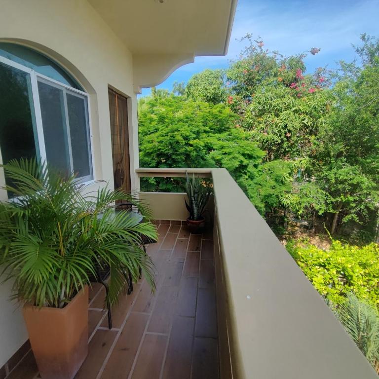 Adelfa Suites - King Apartment with Terrace - 16