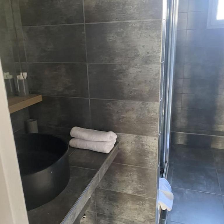 Exceptional location Charme Parisien - Appartement 1 Chambre - 4