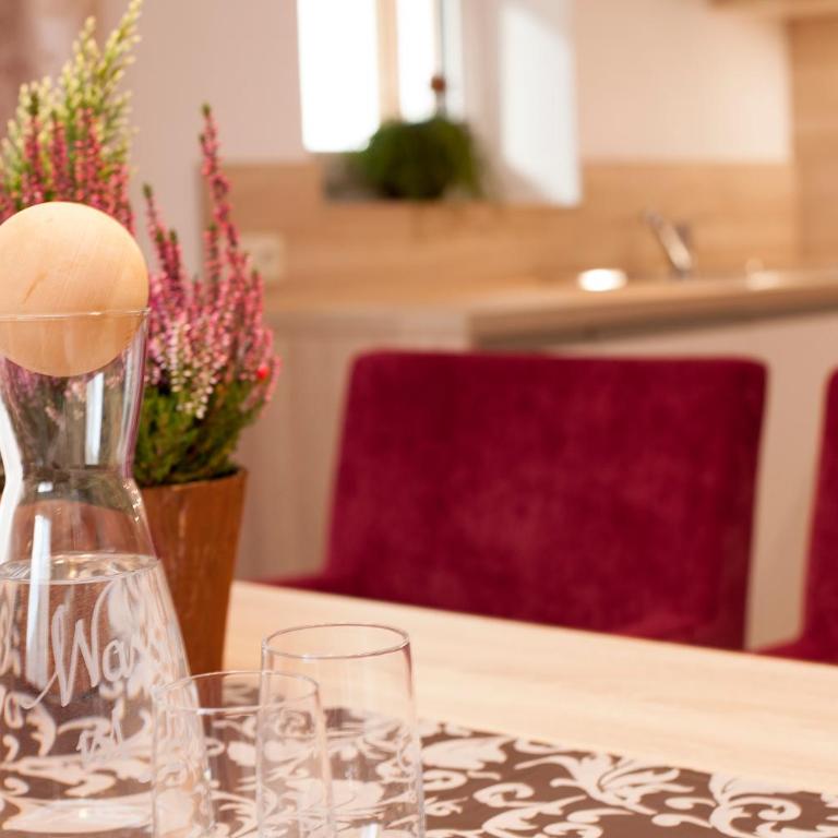 Haus Ländle - Apartment mit 3 Schlafzimmern und Balkon - 2