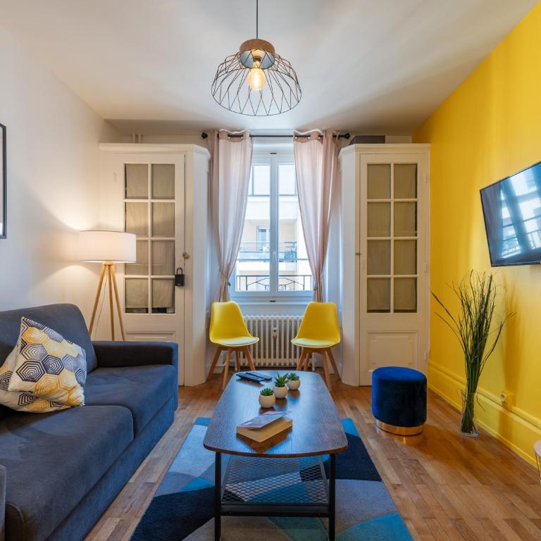 LE DEDIEU - HYPERCENTRE GARAGE GRATUIT WiFi NETFLIX AMAZON PRIME - One-Bedroom Apartment - 1